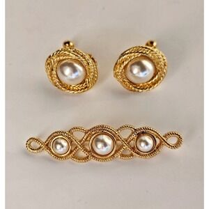 Vintage Napier Gold-Toned Clip-On Braided Rope Faux Pearls Earrings & Brooch Set